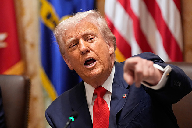 Neuctivé, přemýšlím o trestu. Trump opět tepal Španěly kvůli výdajům na obranu