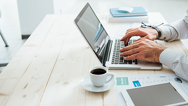 Americké firmy se připravují na rok 2026. Nabírání lidí není na pořadu dne