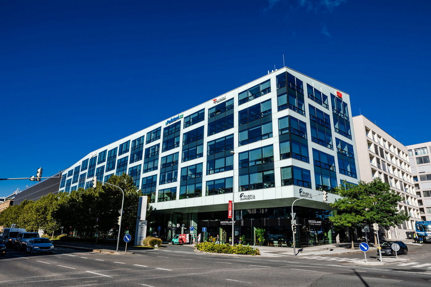 Profesionální interaktivní mapa: Najděte jakoukoliv provozovnu na rohanskenabrezi.cz během vteřiny