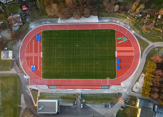 Atleti v České Lípě mají opravený stadion, ovál může využívat i veřejnost