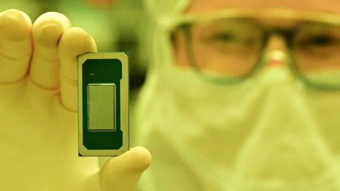 1,8nm procesory Intel konečně tady: Core Ultra 300 je eso pro herní handheldy, výdrž na baterii jako Arm?