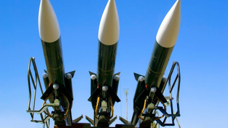 Ukrajina zasáhla 1500 km hluboko v Rusku ropnou stanici. Udeříme ještě dál, slibuje Zelenskyj