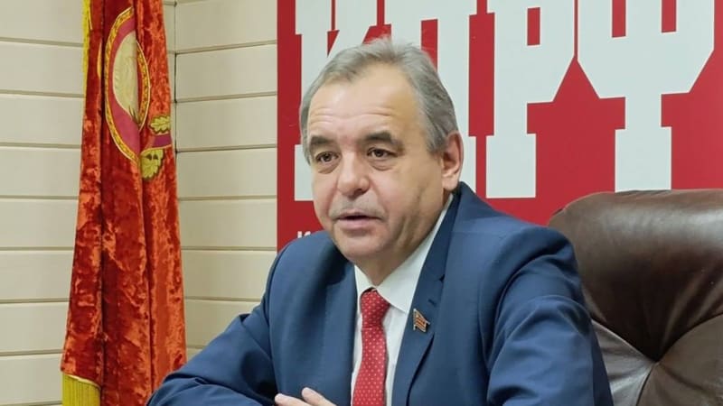 Válka na Ukrajině musí skončit co nejrychleji, prohlásil ruský poslanec. Varoval, co přijde pak