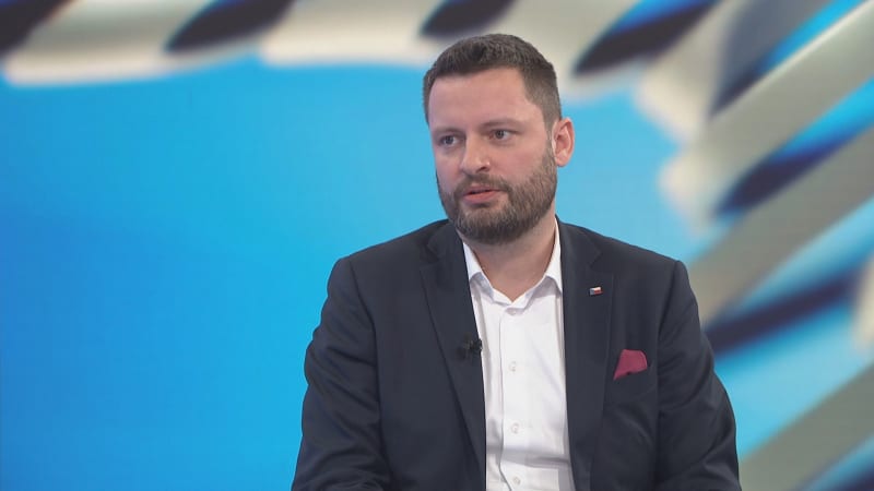 Prokop z boje o Prahu sám neodstoupí. Jeho nepřiznané byty bude řešit vedení hnutí ANO