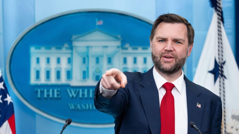 Dojde na očekávané rokování Íránu s USA? Vance a klíčoví vyjednavači míří do Švýcarska